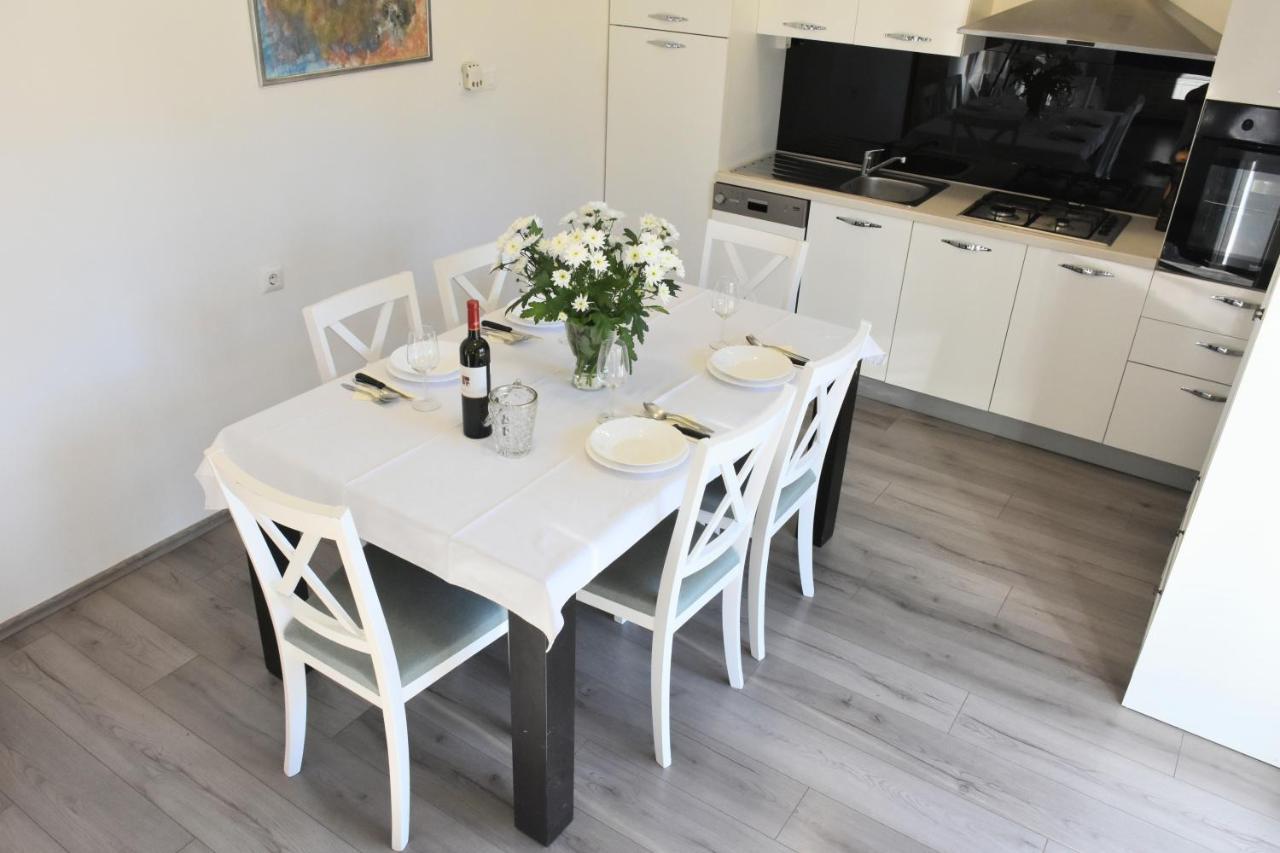 Villa Marie With Pool, Two Bedrooms For 4+2Kids Cavoglave Exteriör bild
